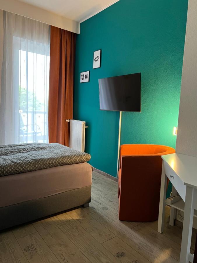 Hotelpension Am Thermalbad Bad Nenndorf Exterior foto