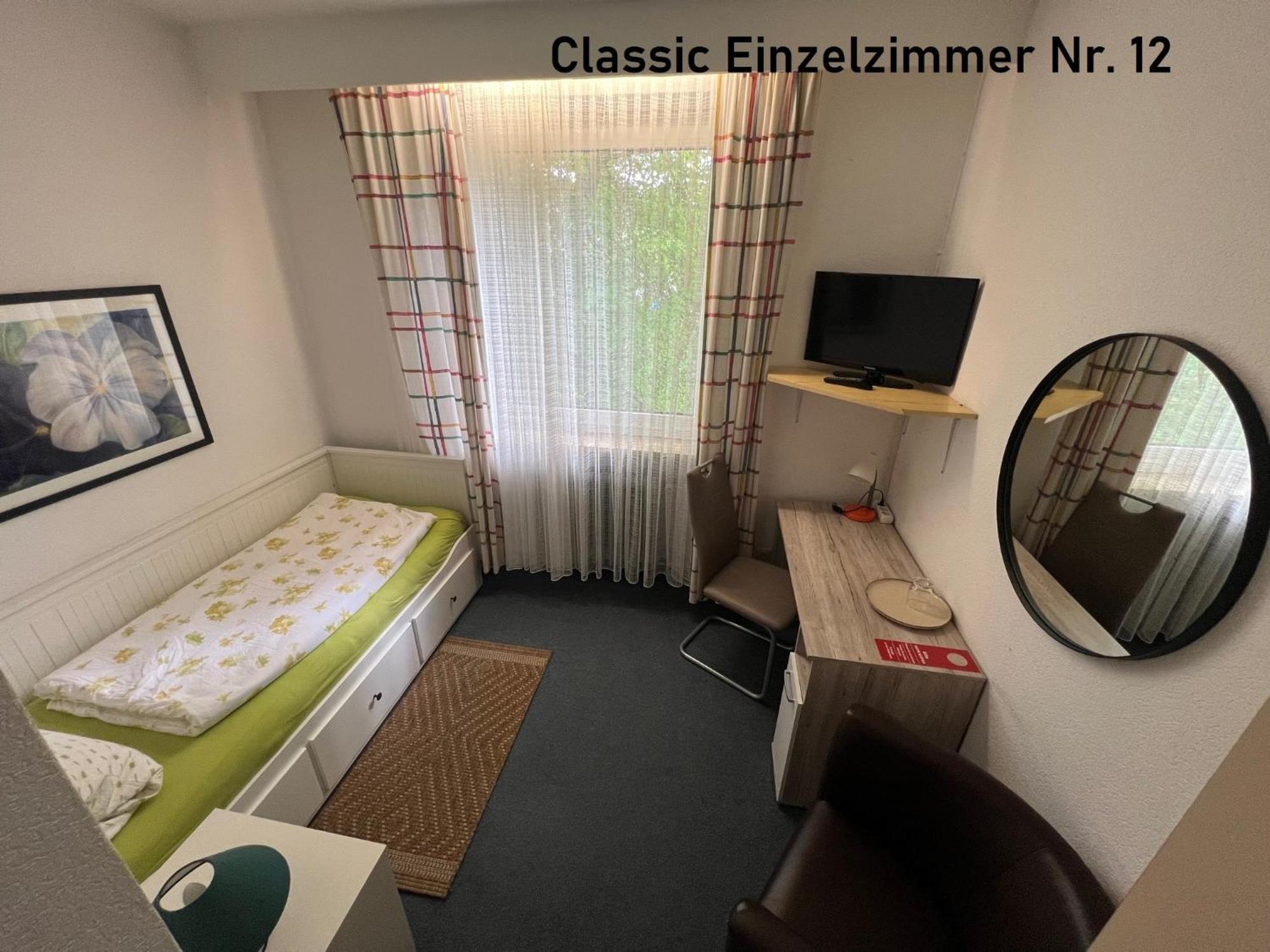 Hotelpension Am Thermalbad Bad Nenndorf Habitación foto